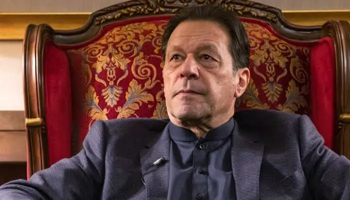 عمران خان جي اکين جي معائني ۾ شفا اسپتال جي 2 ماهرن به حصو ورتو، طبي رپورٽ جا تفصيل ظاهر نه ڪنداسين: پمز جو اعلاميو
